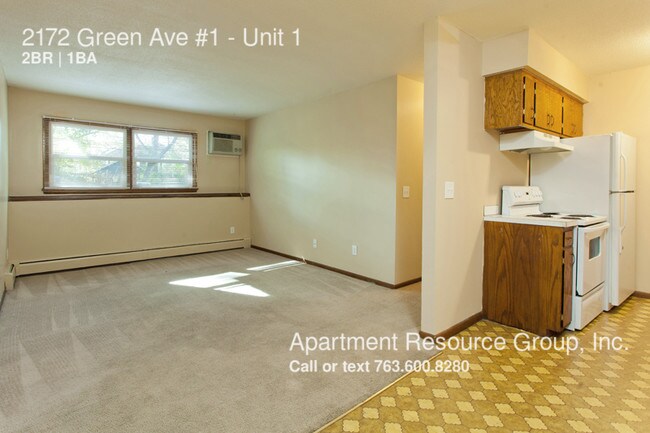 Building Photo - 2172 Green Ave