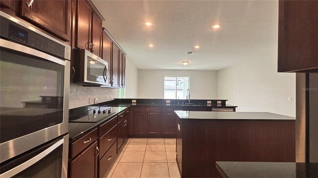 Building Photo - 14153 Dove Hollow Dr