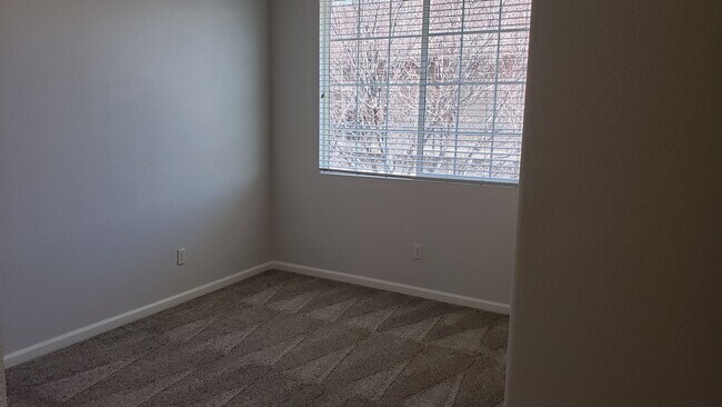 Building Photo - ONLY $2,475 PER MONTH RENT FOR THIS SUPER ...