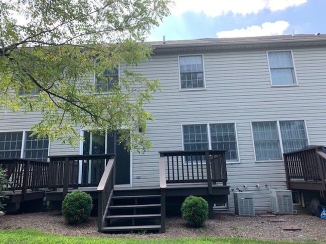 Building Photo - Beautifully Updated Hampden Twp, Cumberlan...