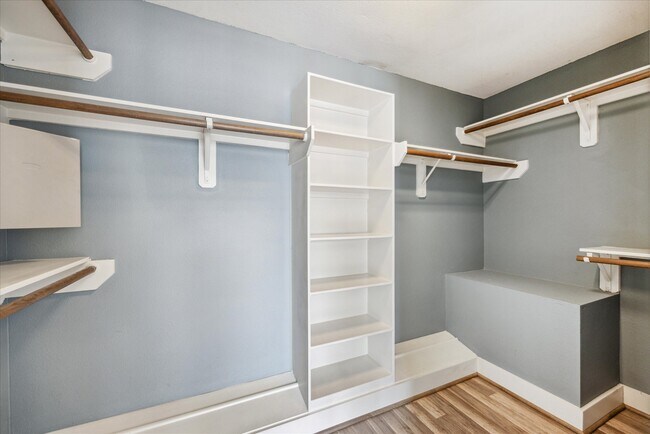 Building Photo - 2119 Cohn St