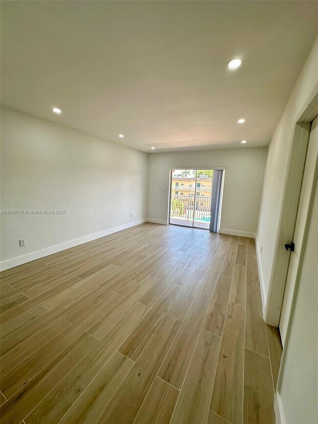 Building Photo - 7505 SW 82nd St