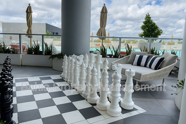 Building Photo - 2000 Metropica Wy