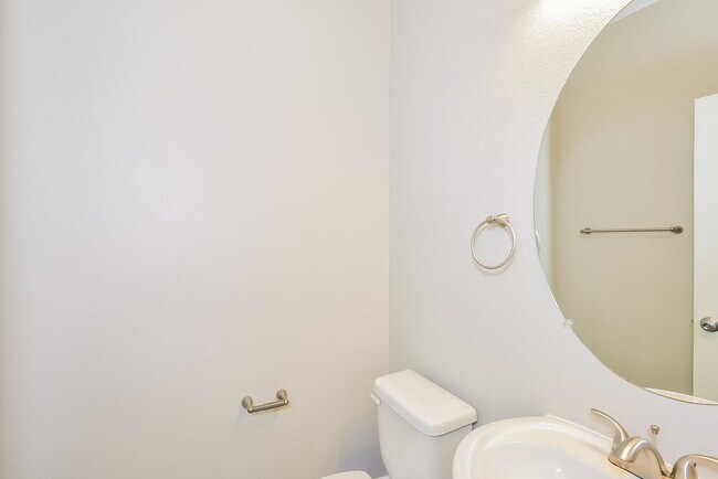 Building Photo - 10280 Gibson Isle Dr