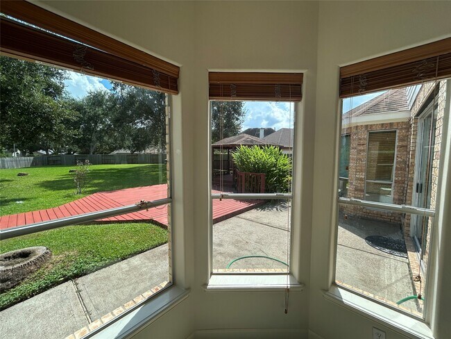 Building Photo - 8230 Falling Water Ct