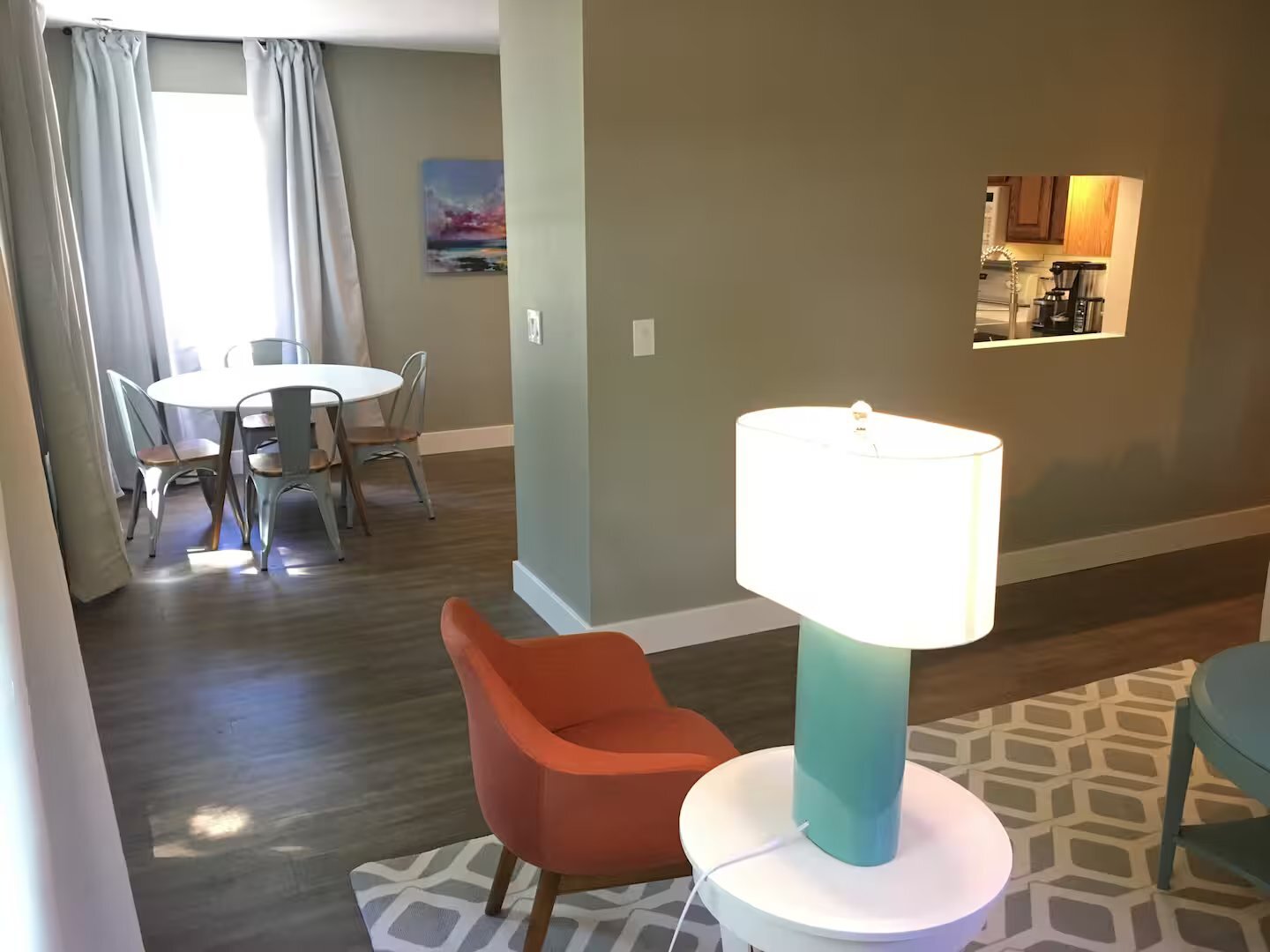 Building Photo - 808 Livingston St