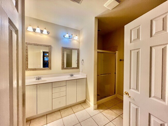 Building Photo - Coming soon Leland “Waterford of the Carolina’s”  Brick one level, 2 car garage, fenced yard, hig...