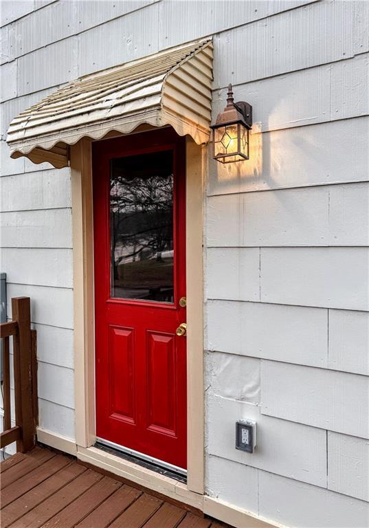 Building Photo - 649 Valley Brook Rd