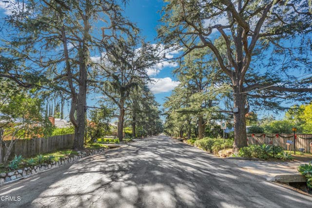 Building Photo - 631 Deodara Dr