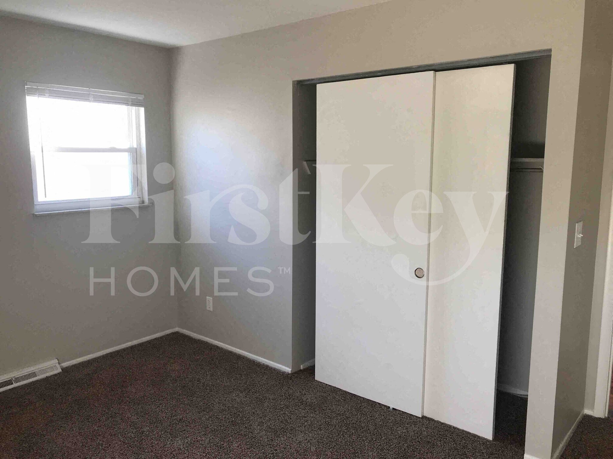 Building Photo - 5994 Waldway Ln