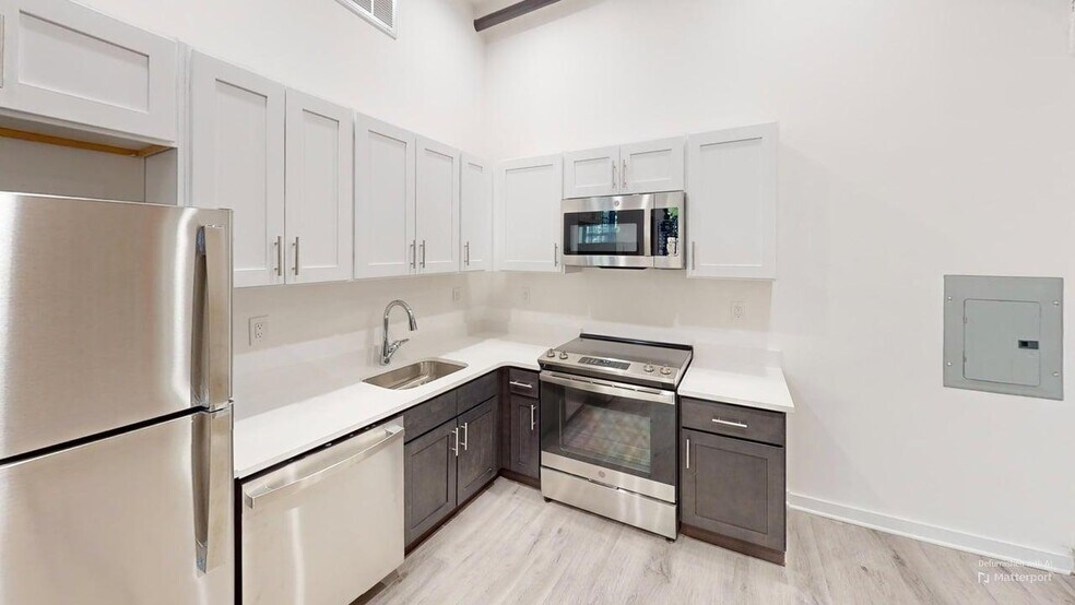 Building Photo - 70 Roseville Ave