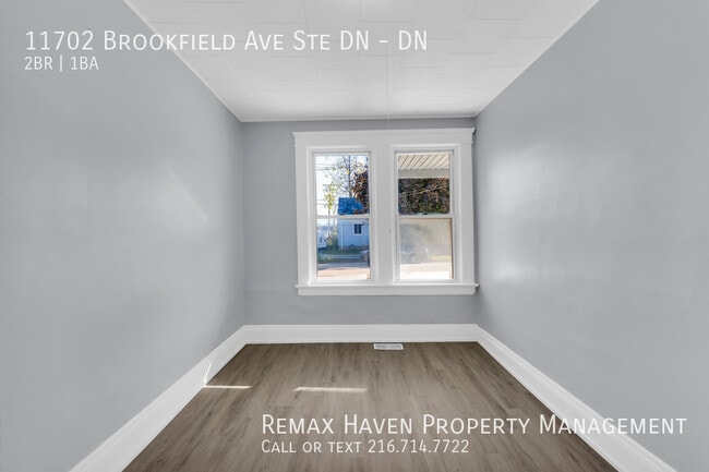Building Photo - 11702 Brookfield Ave