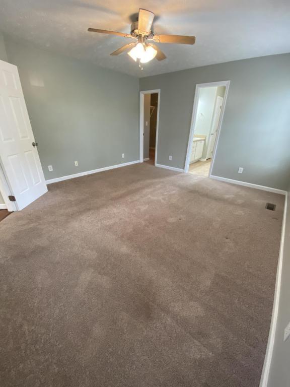 Building Photo - 8229 Foxtrail Dr