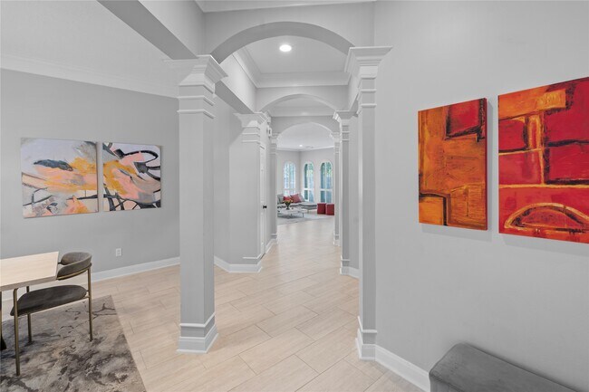 Building Photo - 14215 Scarborough Fair St