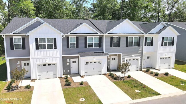 Building Photo - 4021 Gibb Ct