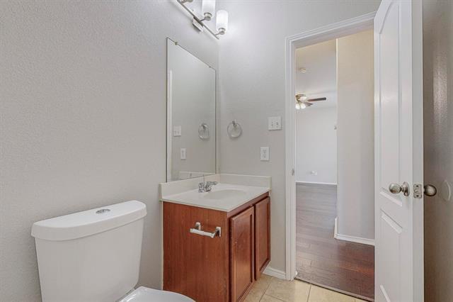 Building Photo - 1901 Prospect Ln