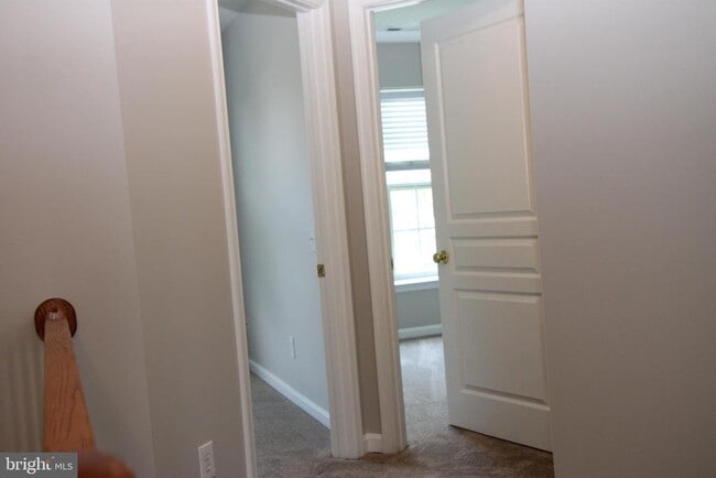 Building Photo - 157 Hudson Dr
