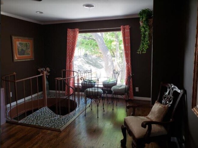 Dining Room - 6042 Averill Way
