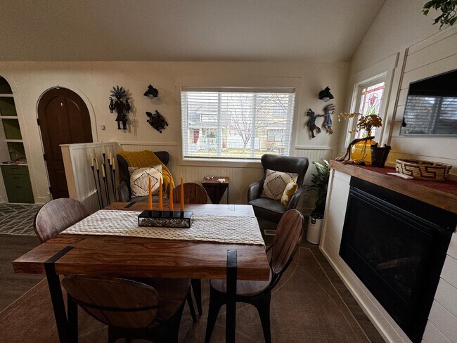 Building Photo - 1638 Stony Meadow Ln