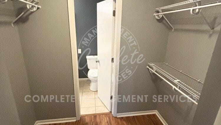 Building Photo - 8978 Neill Lake Rd