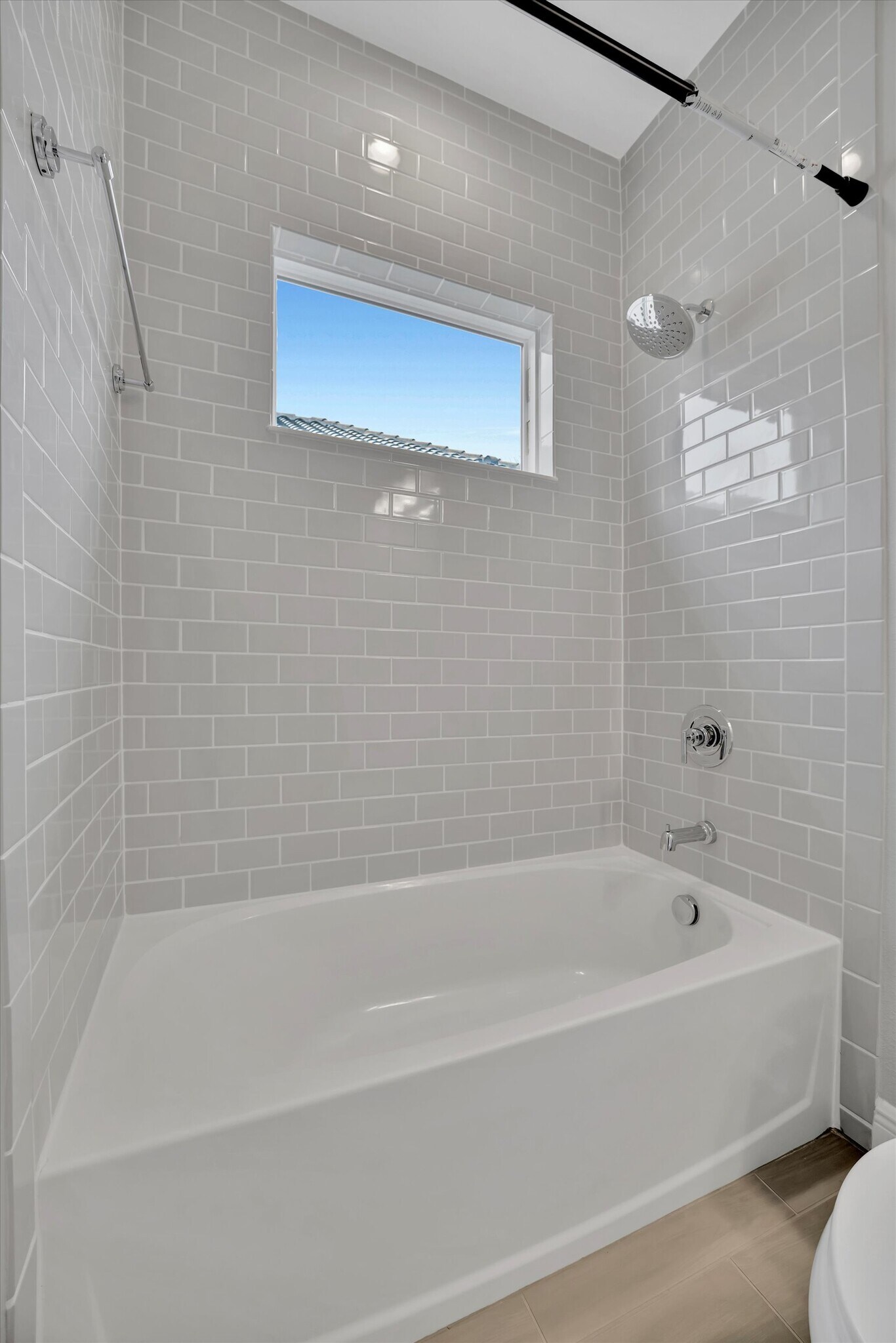 Building Photo - 10182 Crystal Isle Cir