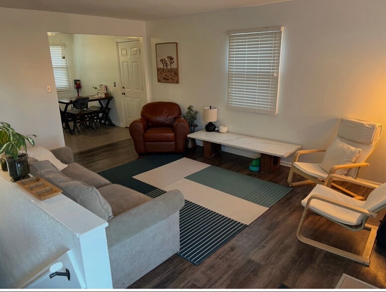 Building Photo - 3719 Kalamazoo Ave SE