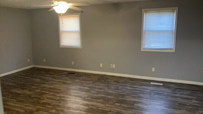 Building Photo - 325 Halifax Dr