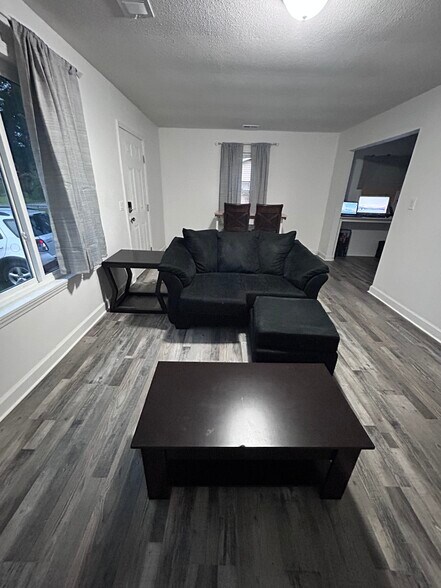 Living Room - 1223 Poplar Ave