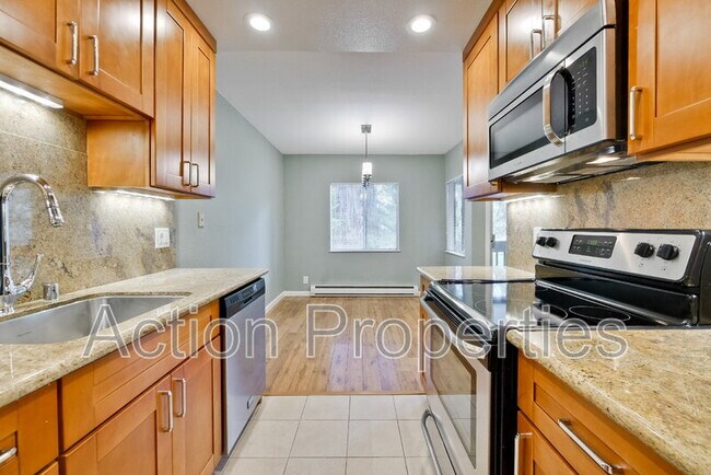 Building Photo - 505 Cypress Point Dr