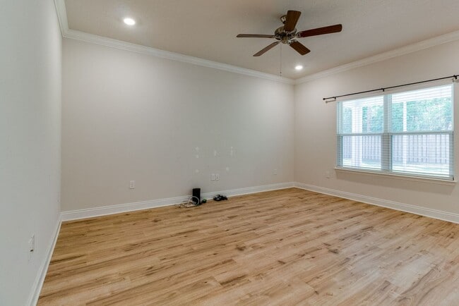 Building Photo - Turnkey 3 Bedroom Home in Firefly Community at Hammock Bay!