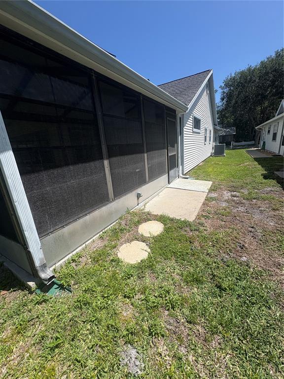 Building Photo - 22 Bristol Dr