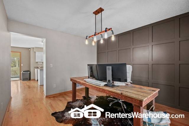 Building Photo - 1052 Briar Glen Ln