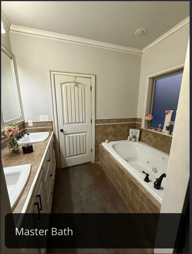 Building Photo - 17 Margarita Dr