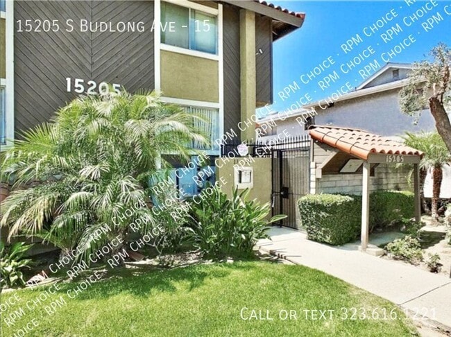 Building Photo - 15205 Budlong Ave