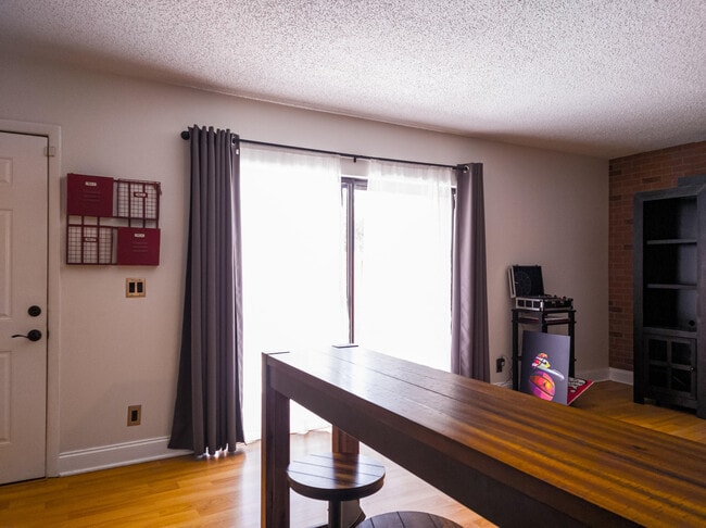 Building Photo - 3118 Spanish Wells Dr