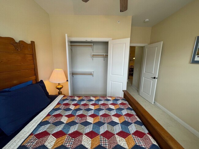 Building Photo - Fully-Furnished 3 Bedroom Condo in Smithton Crossing - Perfect for Traveling Professionals!