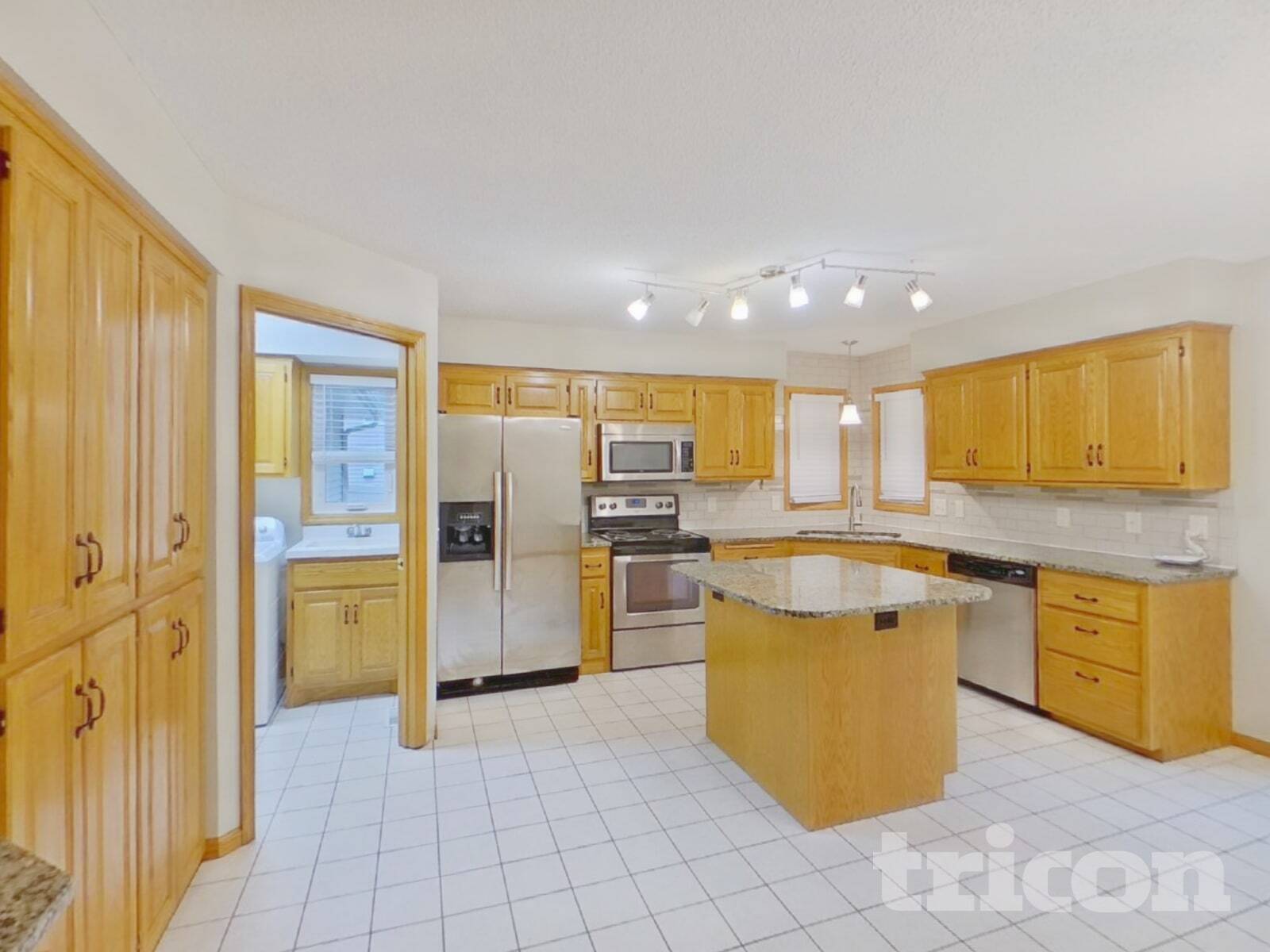 Building Photo - 19405 Baldwin Cir NW