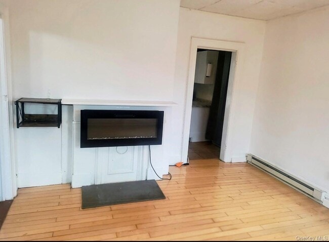 Building Photo - 64 Brookside Ave