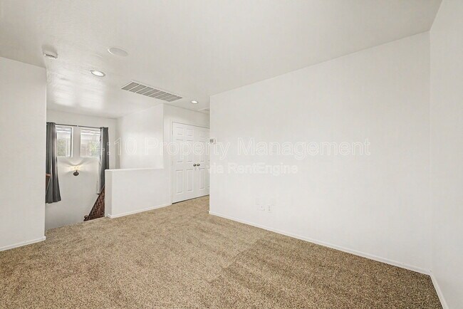 Building Photo - 6355 W Sophie Ln