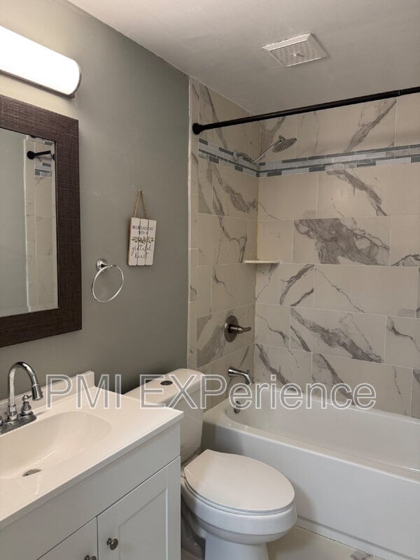 Building Photo - 12808 Applecross Dr