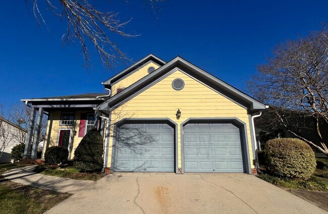 Building Photo - Charming Newly Remodeled 3BD, 2.5BA Raleigh Home with a Bonus Sunroom