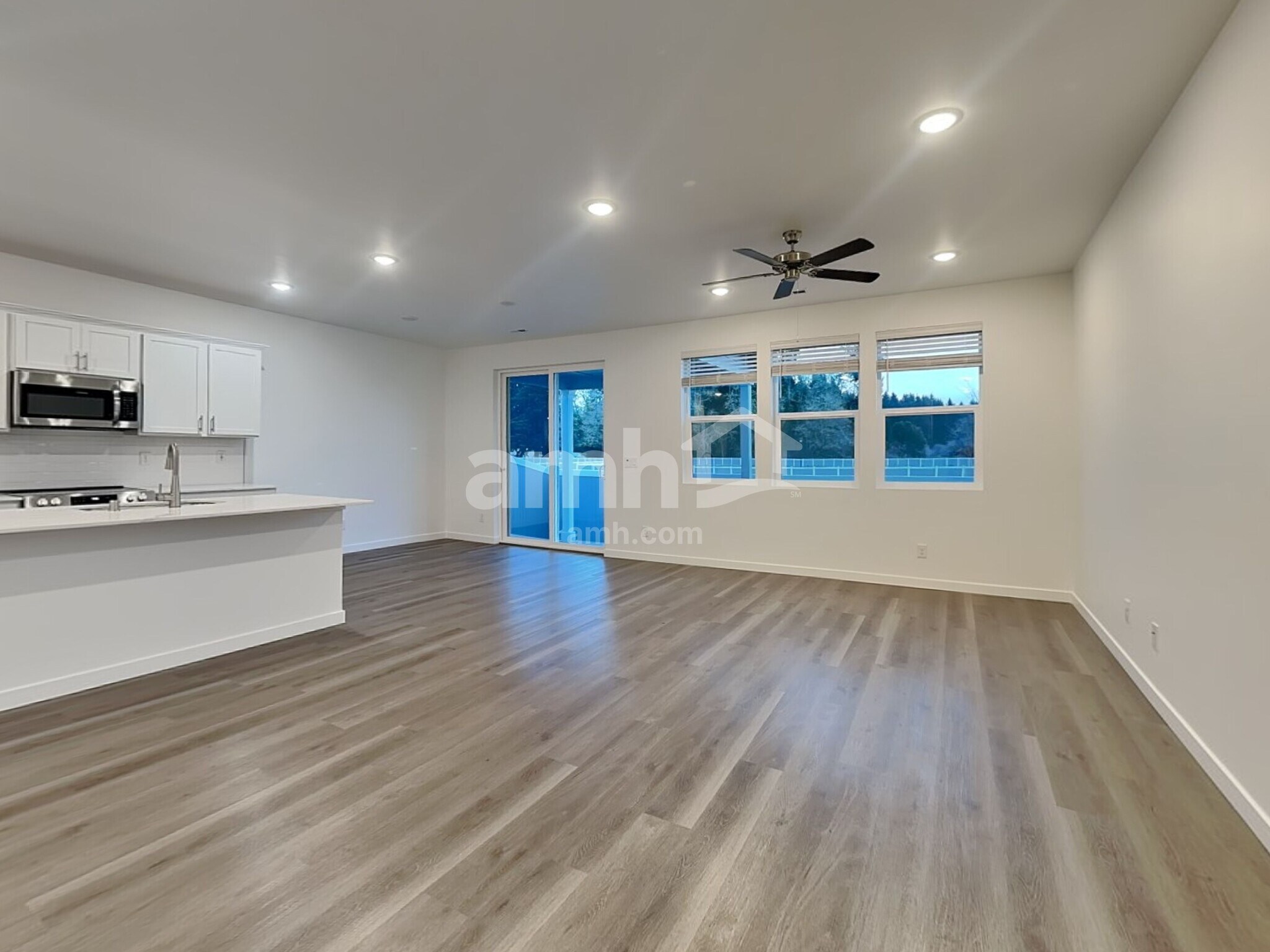 Building Photo - 5126 Turnstone St SE