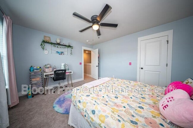 Building Photo - 5008 Cedar Brush Ct