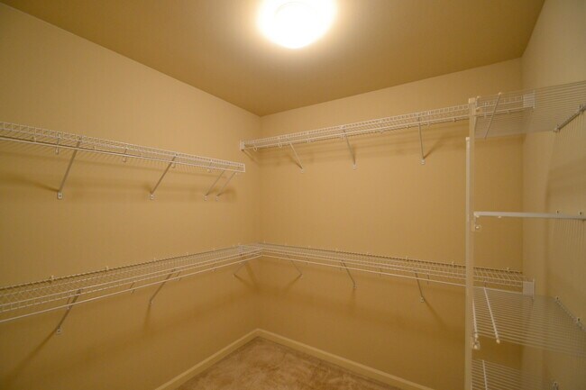 Building Photo - 22702 43rd Dr SE