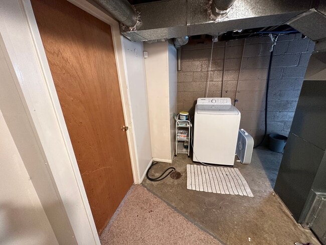 Building Photo - Wonderful House on the southeast benches in Provo