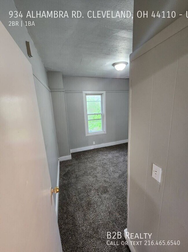 Building Photo - 934 Alhambra Rd