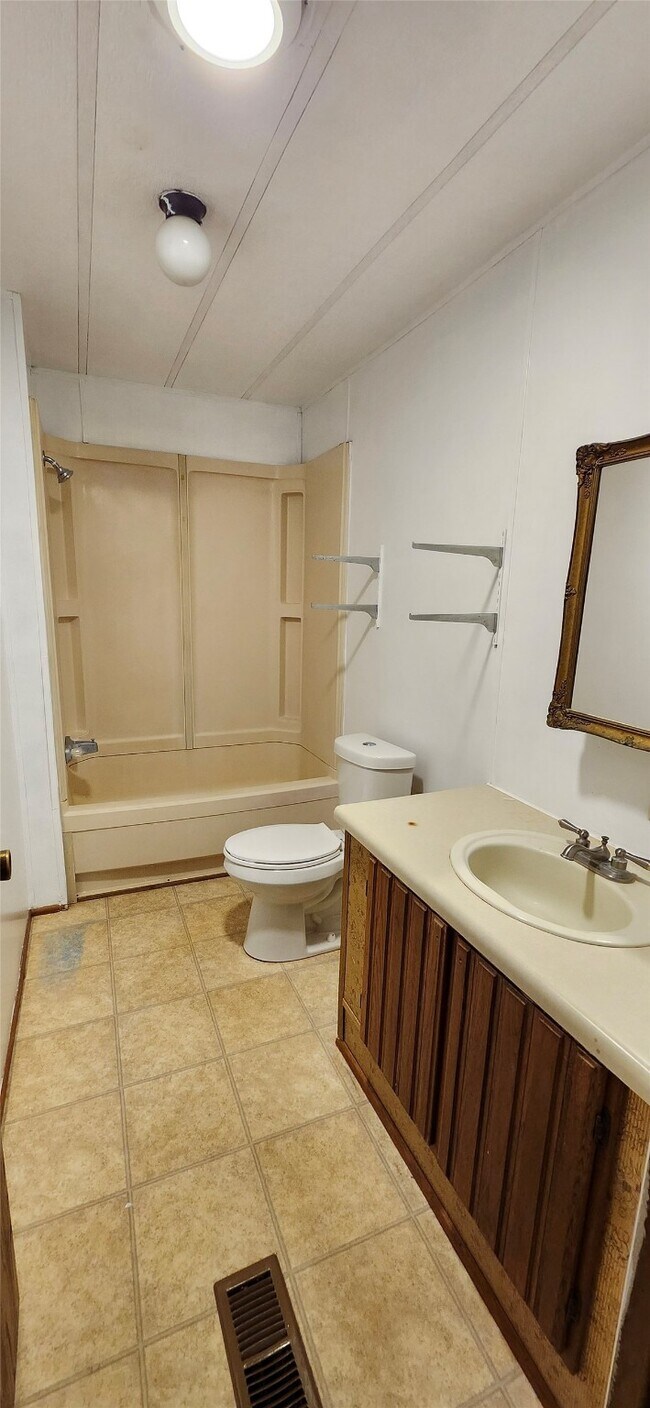 Building Photo - 125 Frank Cloud Rd