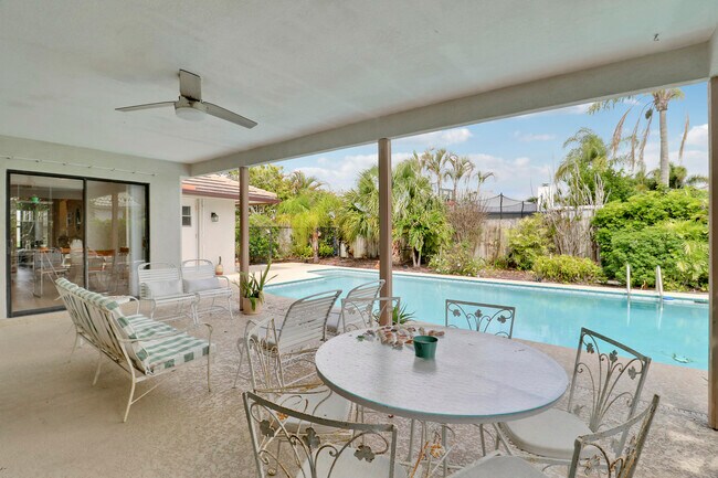 Building Photo - 85 Hickory Hill Rd