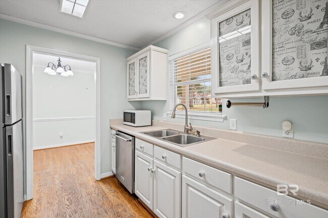 Building Photo - 142 Appomatox Dr