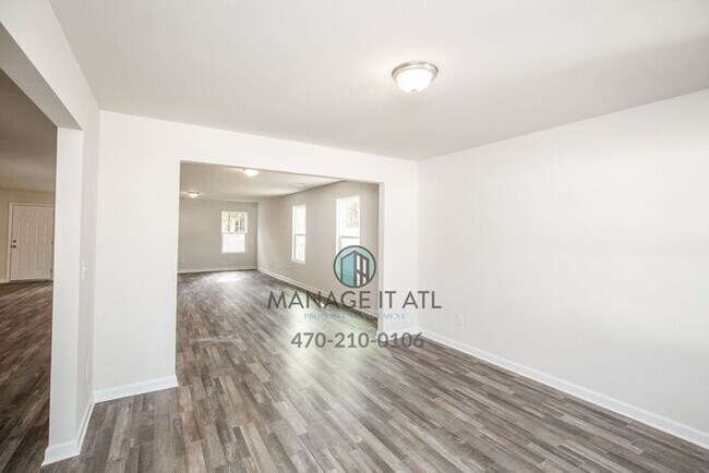 Building Photo - Beautiful 5 Bedroom Home in Jefferson!